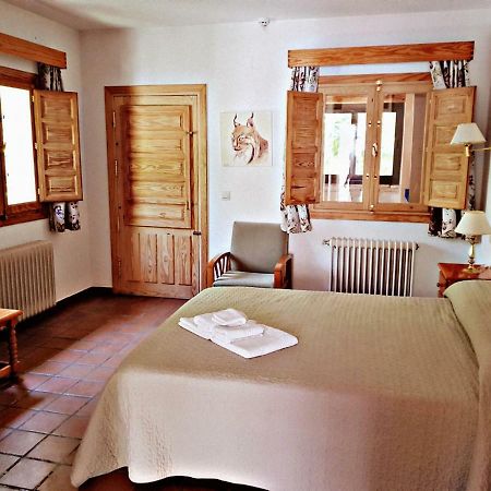 Apartamentos Cazorla Valle アロヨ・フリオ エクステリア 写真