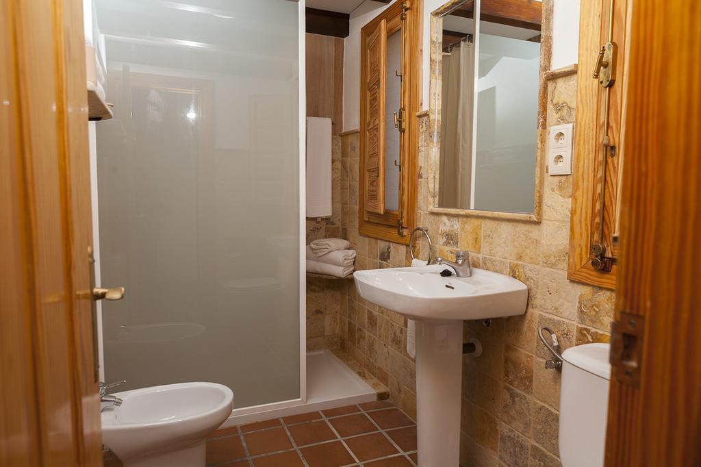 Apartamentos Cazorla Valle アロヨ・フリオ エクステリア 写真
